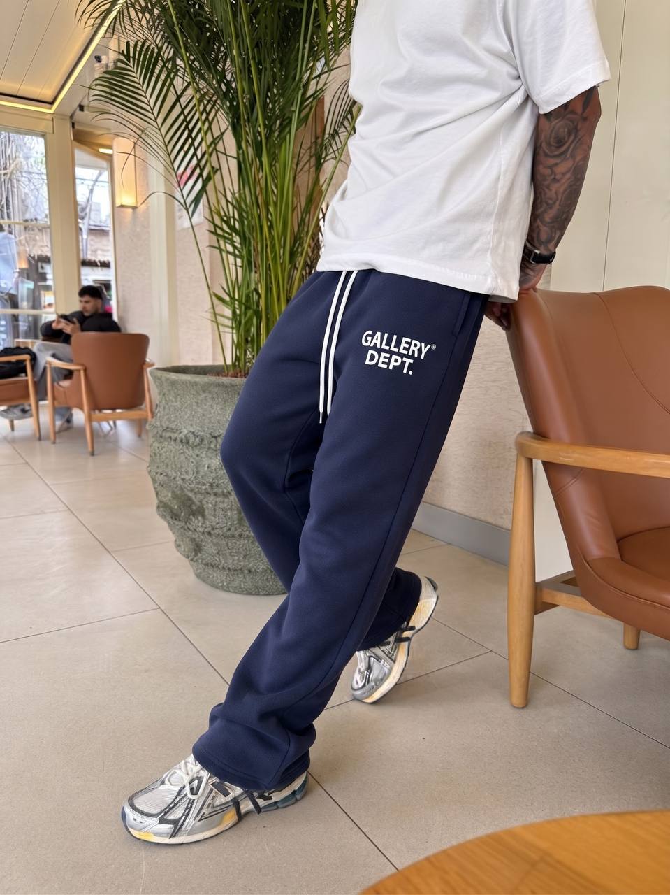 JOGGER GALLERY DEPT