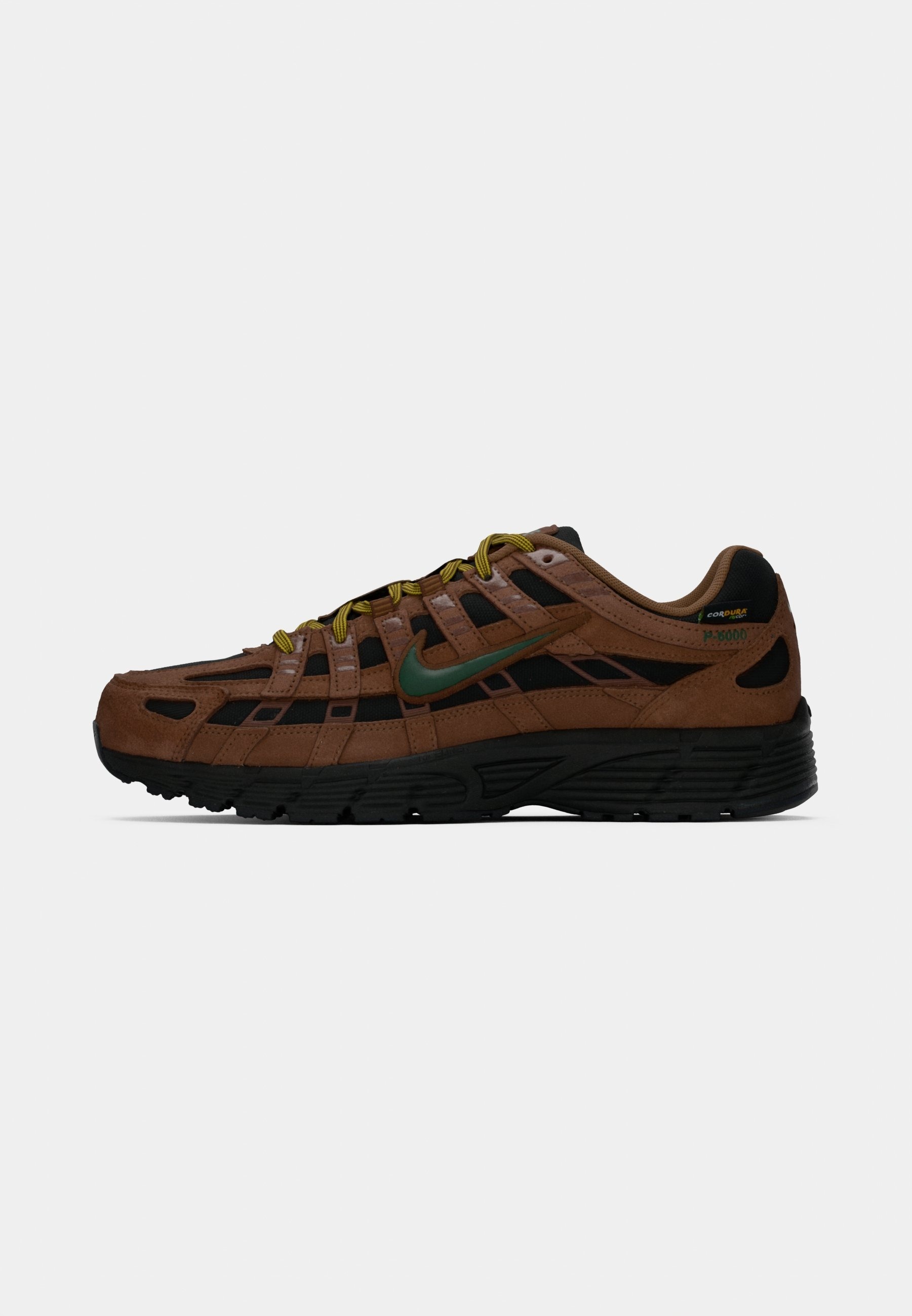 NIKE P6000 6