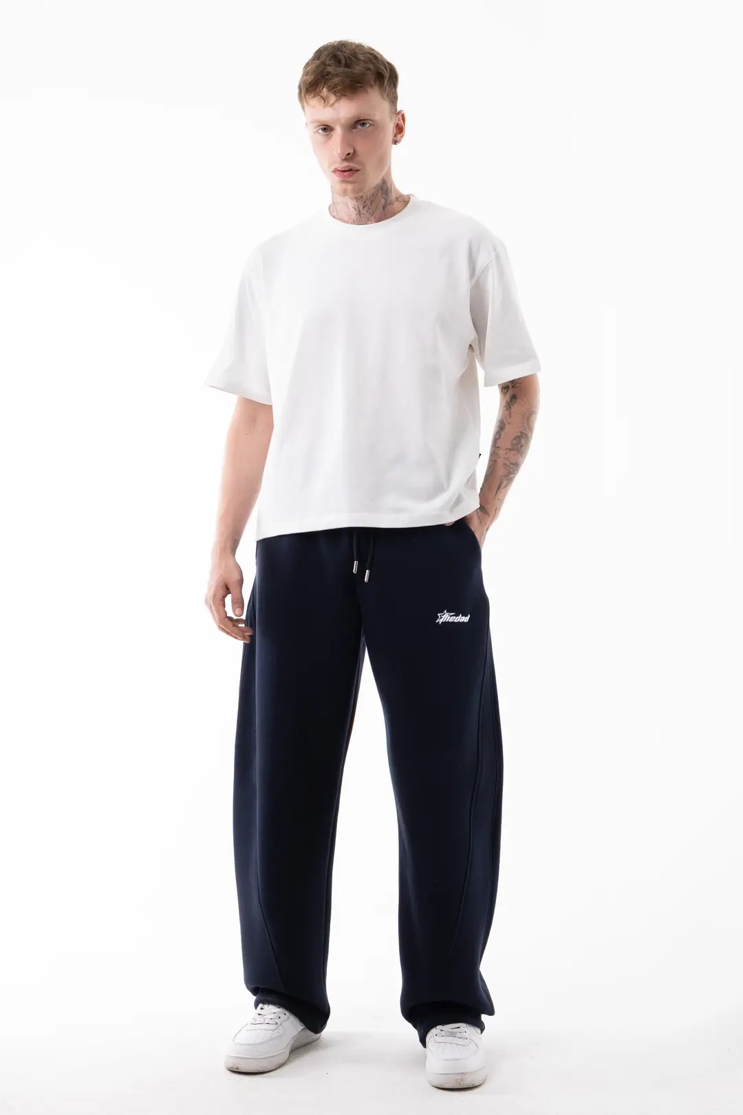 JOGGER THE DAD 3