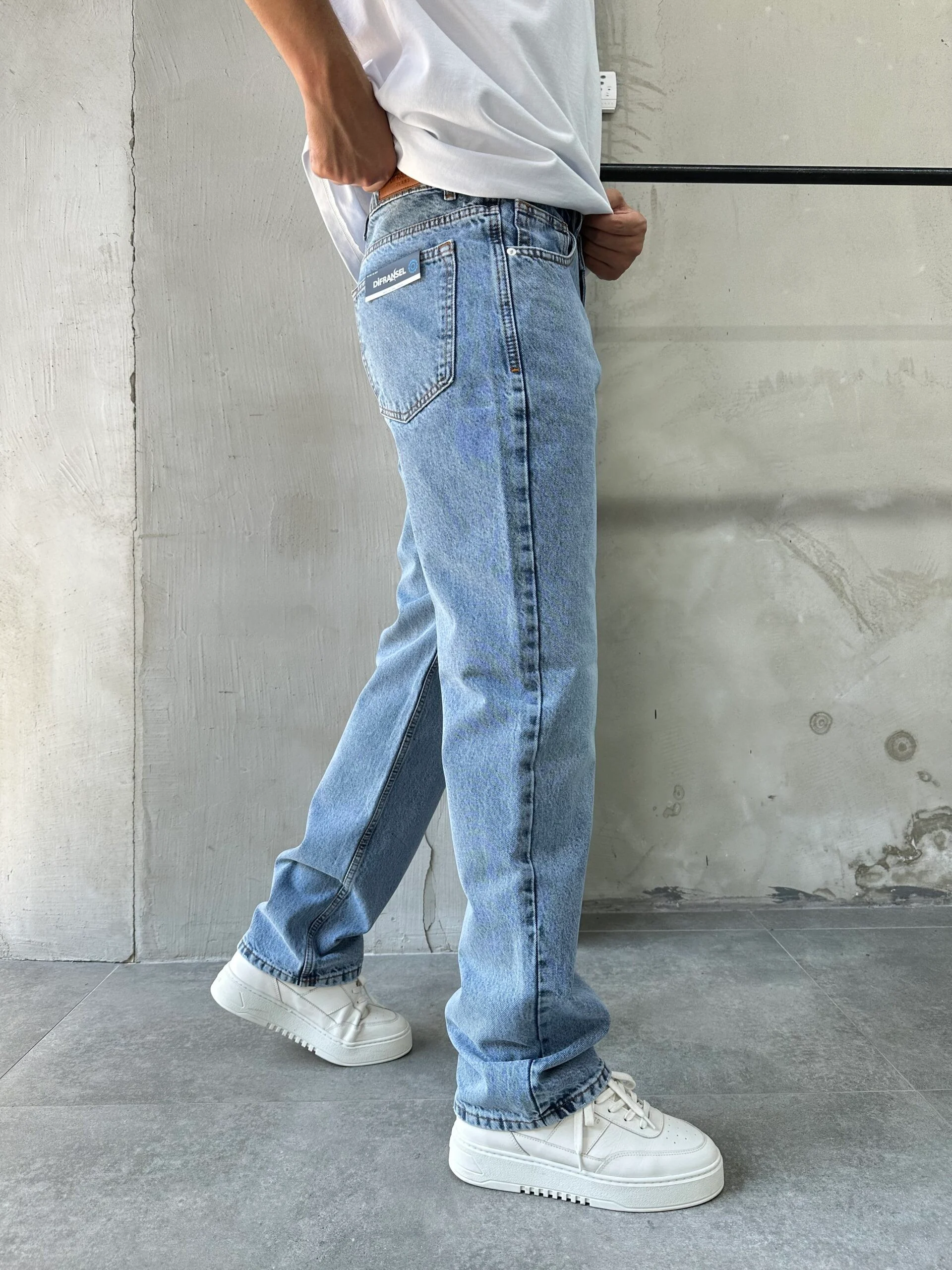 JEAN BAGGY LOOSE-FIT K19 2