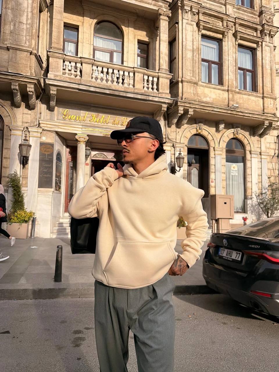 HOODIE BASIC