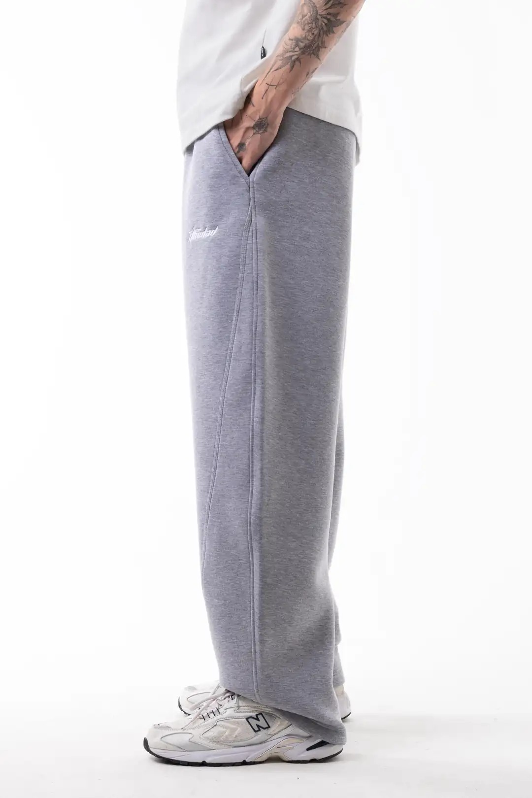JOGGER THE DAD 3